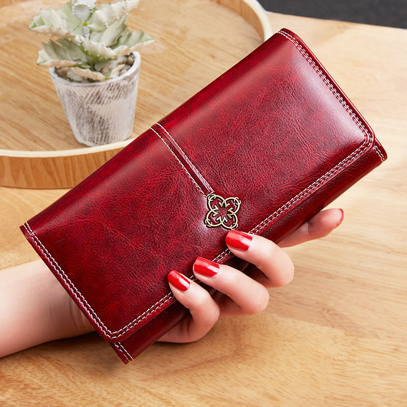 Female Long Retro Oil Waxed Leather Ladies Wallets