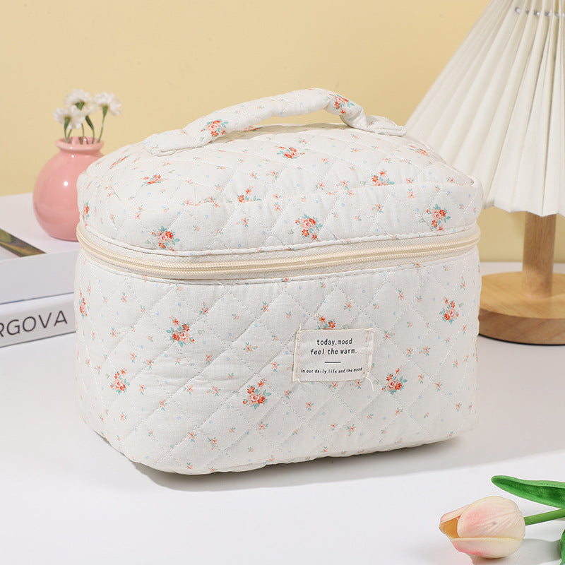 Portable Small Floral Large Capacity Quilted Cosmetic Bags