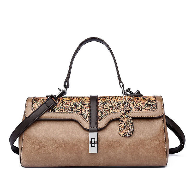 Belles pochettes pour femmes, sacs tendance et exquis