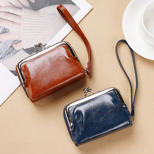 Women's Pretty Change Zipper Clip Clutch Coin Purses