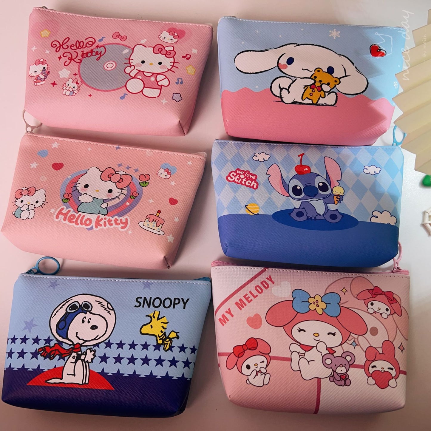 Cartoon Storage Clow Clip Doll Machine Cosmetic Bags