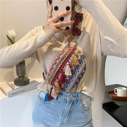 Women's Ethnic Style Tassel Woven Polyester Small Waist Packs