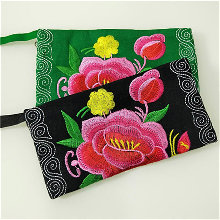 Women's Yunnan National Style Embroidered Soft Mobile Ladies Wallets