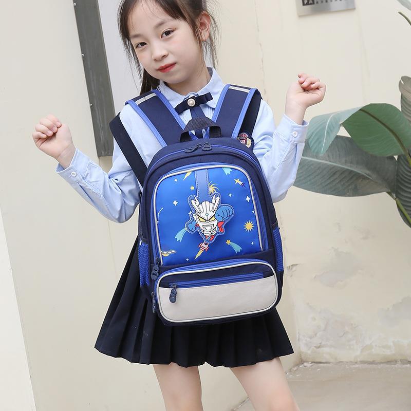 Children's Attractive Classic Grade Boys Cartoon Backpacks