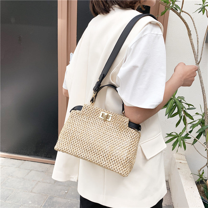 Women's Classic Style Retro Straw Summer Woven Shoulder Bags