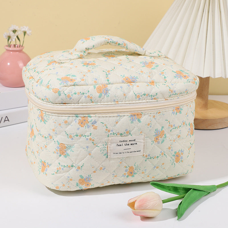 Portable Small Floral Large Capacity Quilted Cosmetic Bags