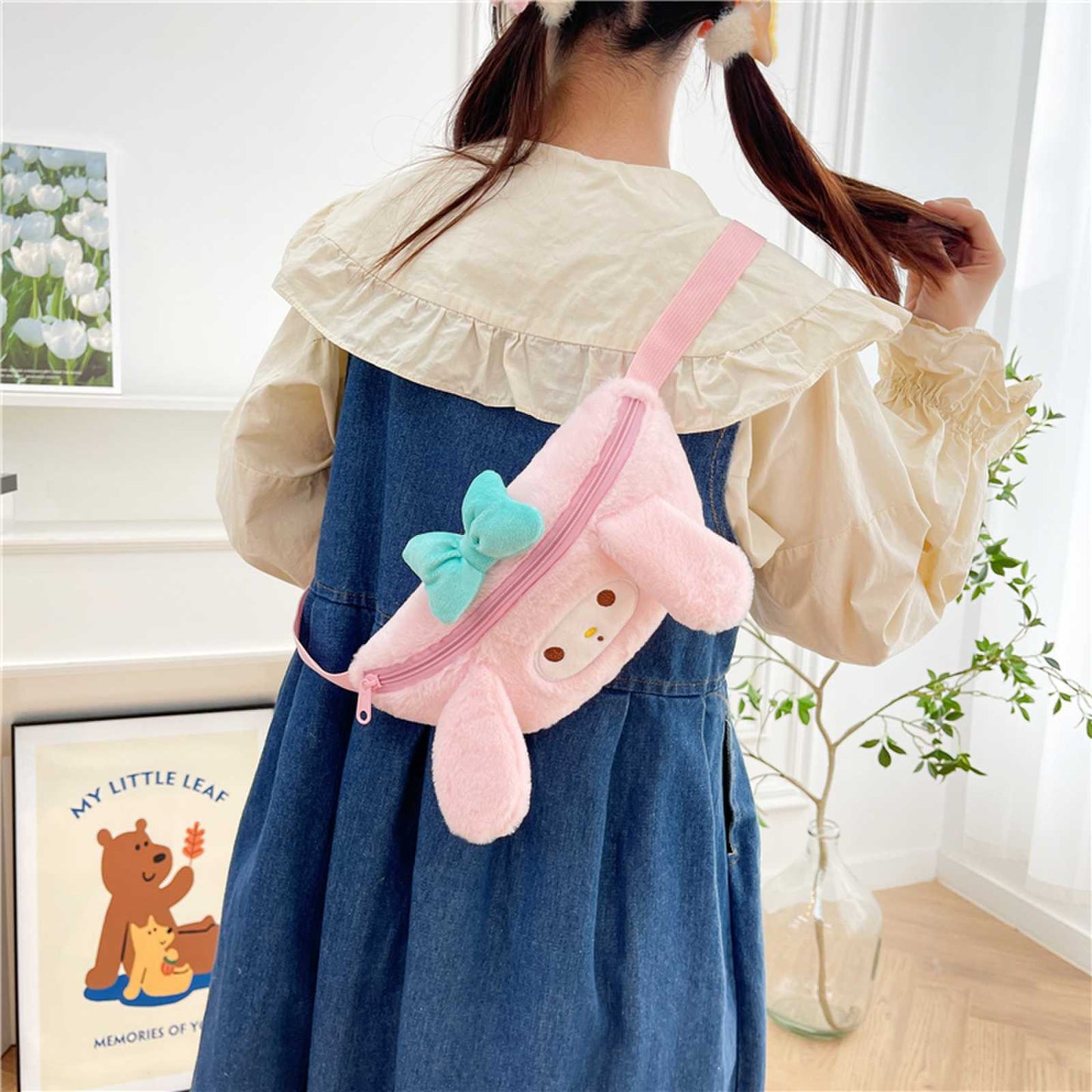 Women's Plush Fashion Soft Clow Melody Cinnamon Waist Packs