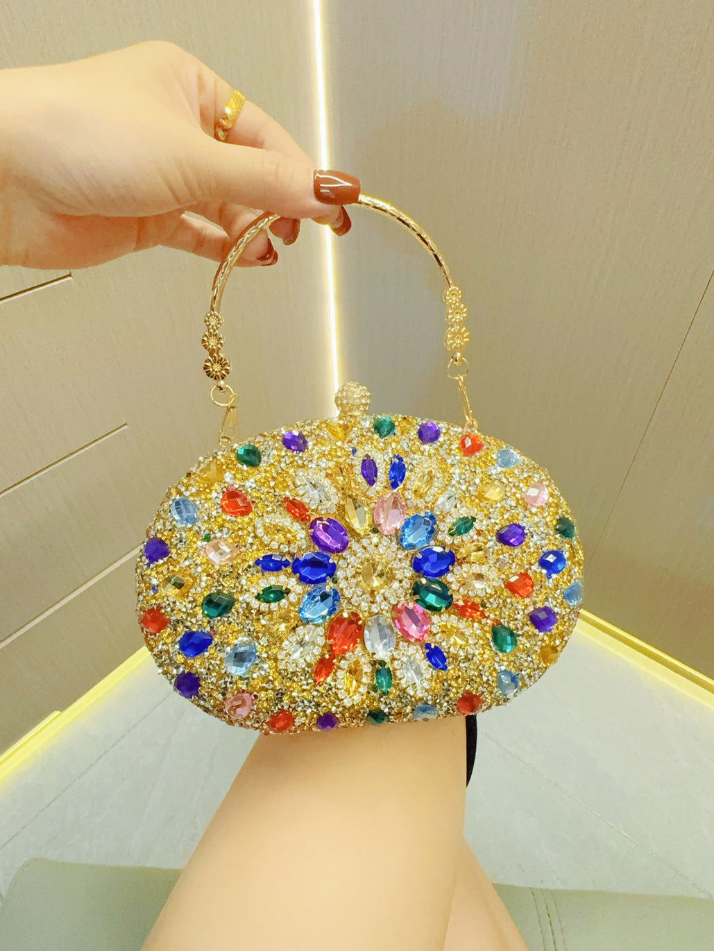 Women's Textured Rhinestone Dress Banquet Clutch Portable Bags