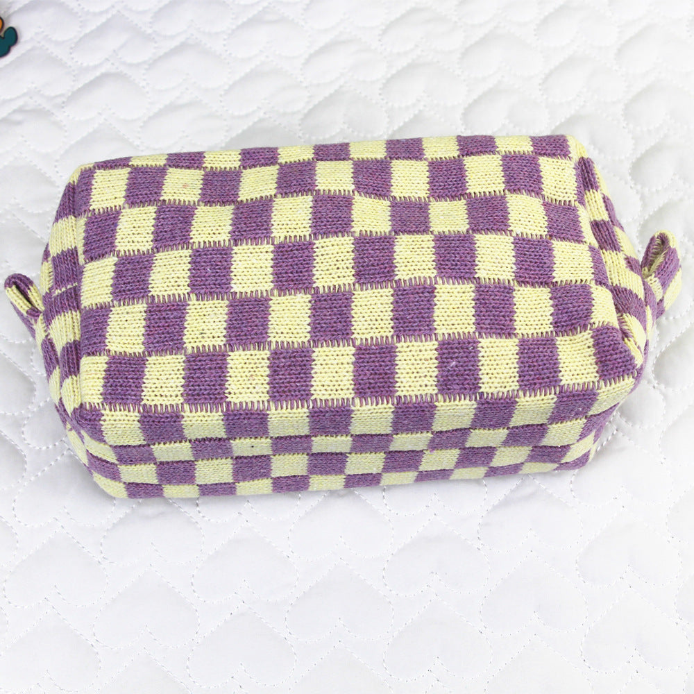 Wind Chessboard Plaid Knitted Contrast Color Wool Large Capacity Cosmetic Bags