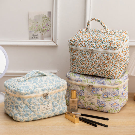 Portable Large Capacity Small Floral Storage Quilted Bags