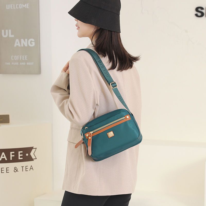 Women's Fashion Commuter Umbrella Small Square Oxford Crossbody Bags