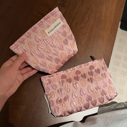 Comfortable Niche Three-dimensional Love Portable Makeup Bags