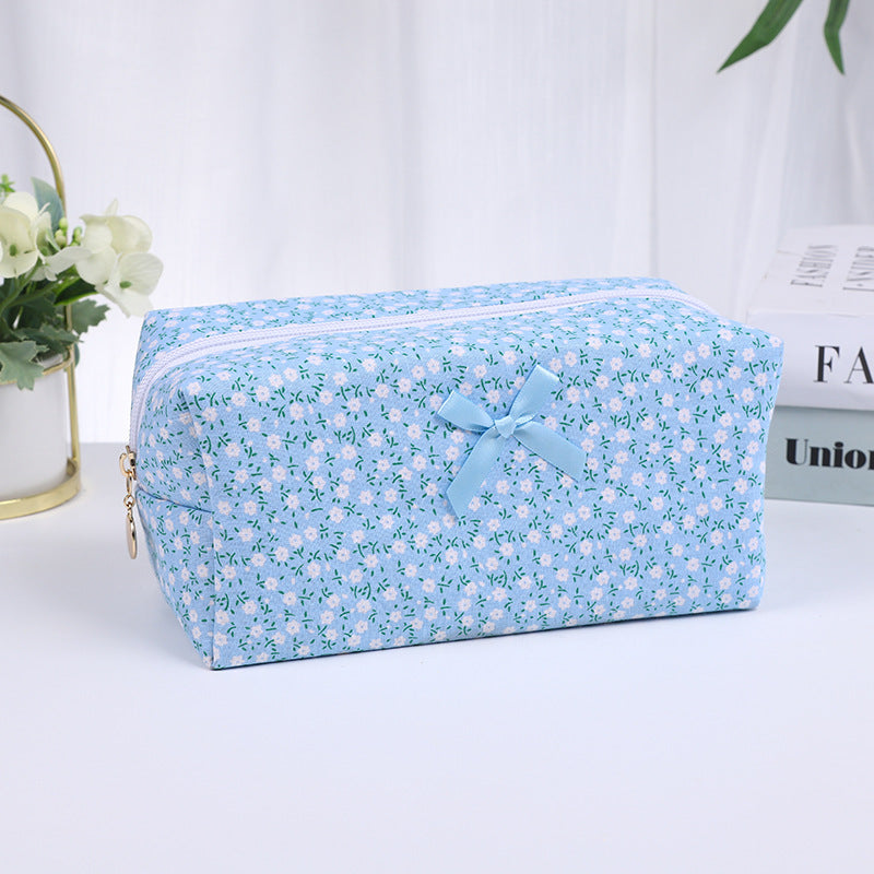 Floral Quilting Zipper Large Capacity Carrying Cosmetic Bags