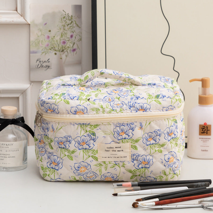 Portable Large Capacity Small Floral Storage Quilted Bags