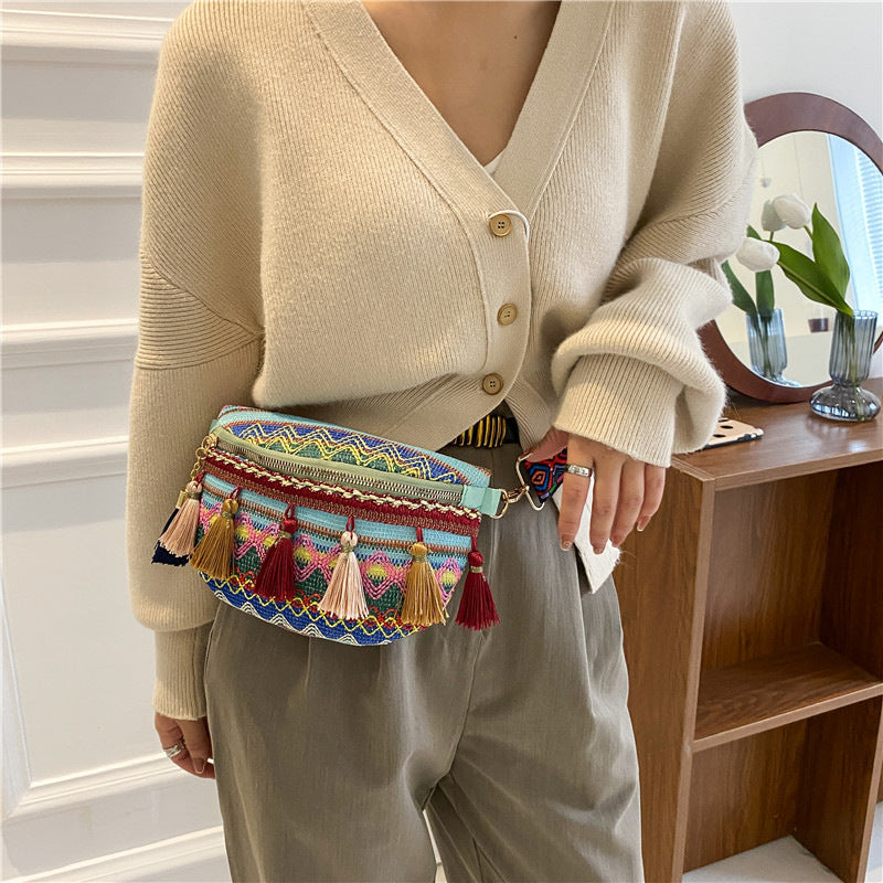 Women's Ethnic Style Tassel Woven Polyester Small Waist Packs