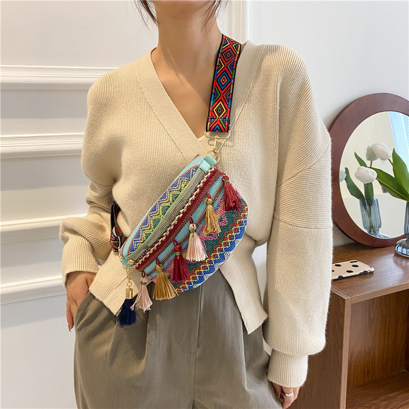 Women's Ethnic Style Tassel Woven Polyester Small Waist Packs