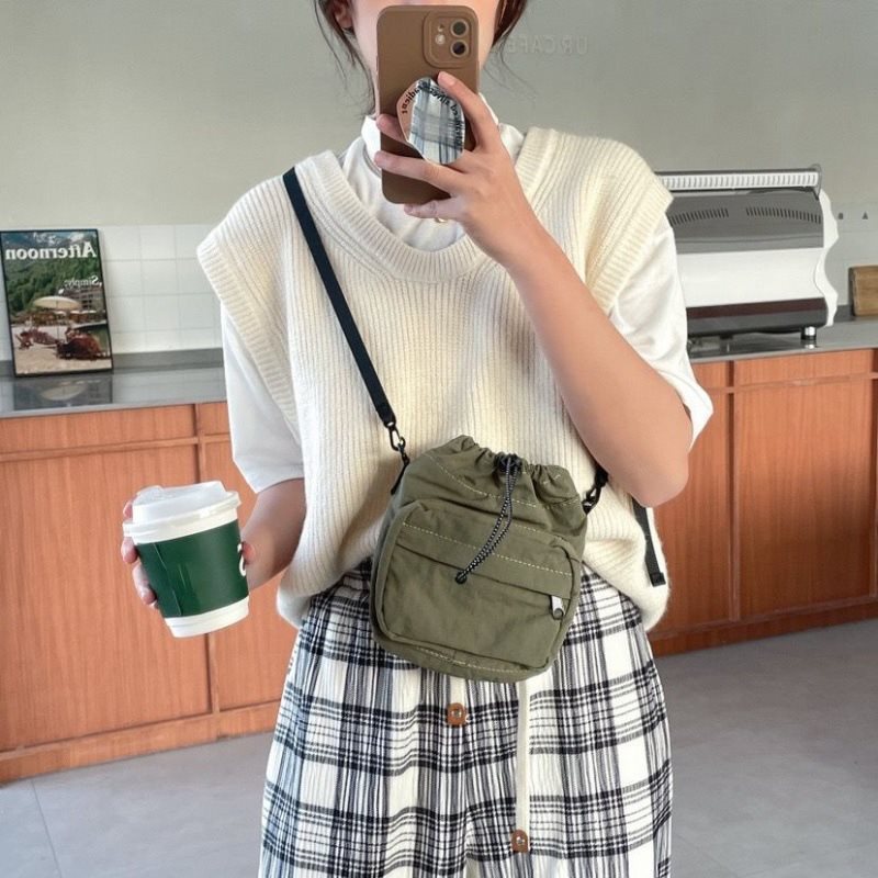 Korean Pleated Drawstring Nylon Fashion Mobile Crossbody Bags