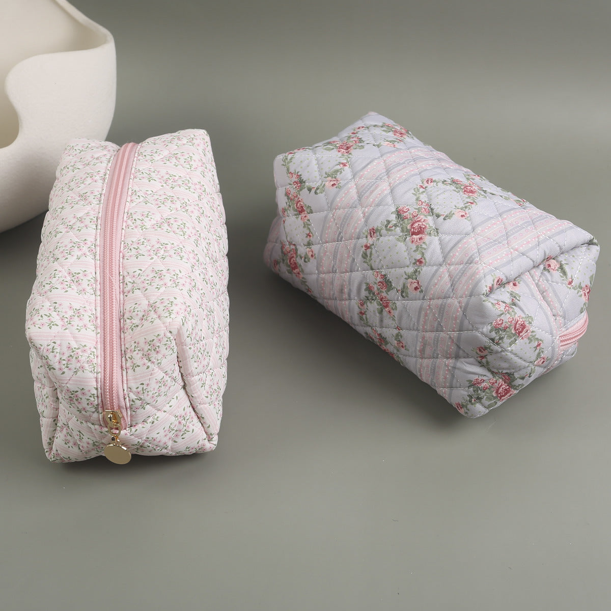 Floral Quilting Zipper Large Capacity Carrying Cosmetic Bags