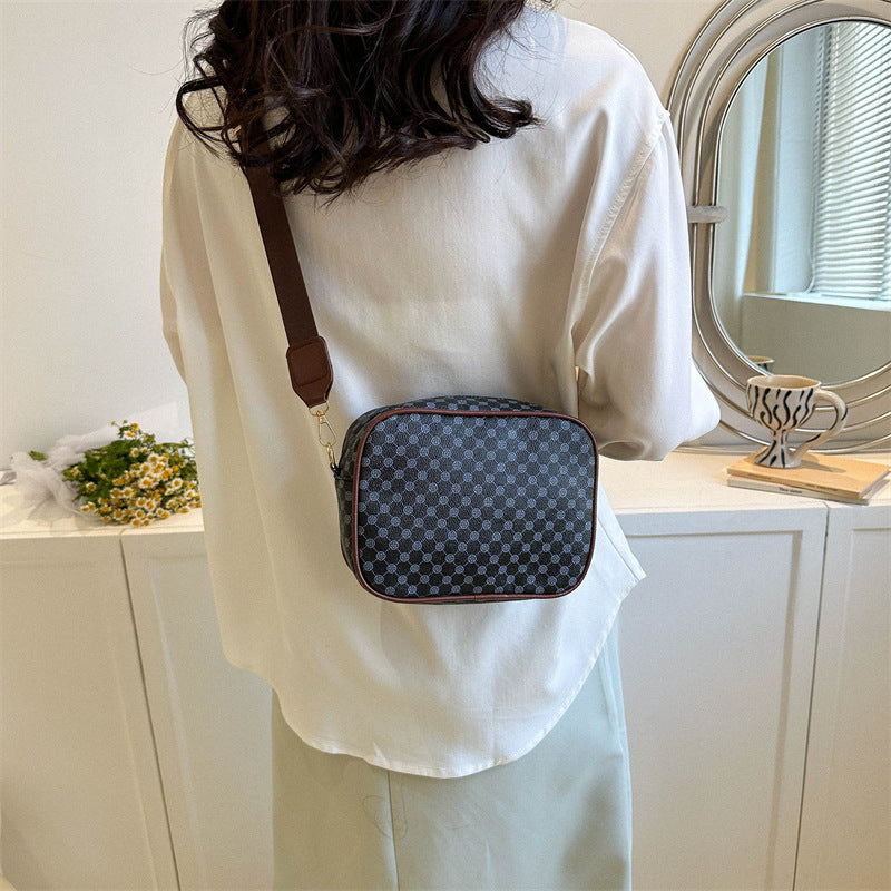 Women's Simple Fashion Retro Presbyopic For Today Shoulder Bags